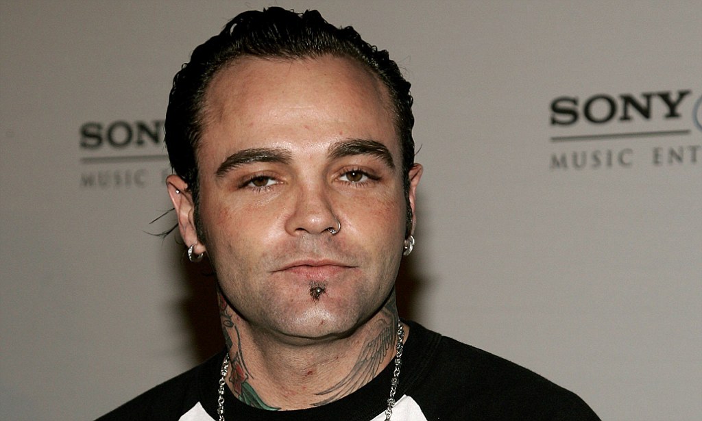 Crazy Town singer Shifty Shellshock apologises for battering girlfriend