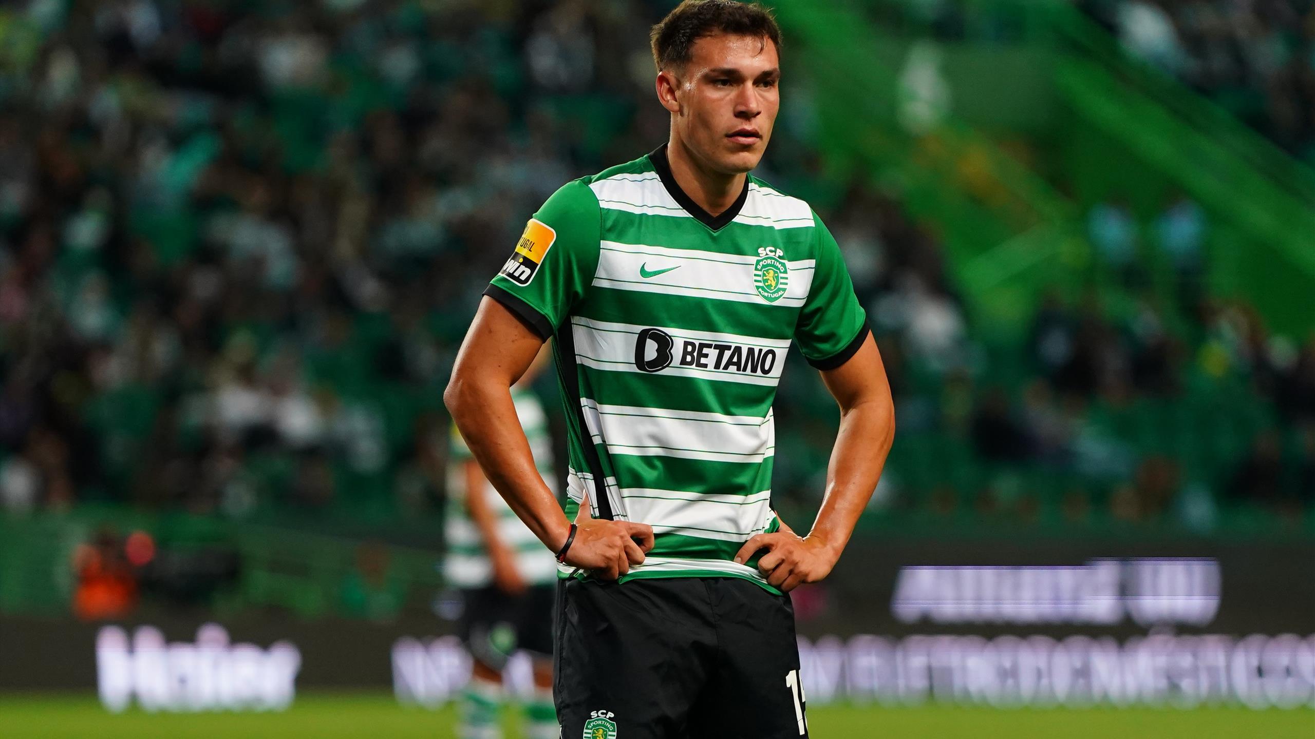 "The Rise of Manuel Ugarte: From Uruguay to Sporting Lisbon, and PSG's