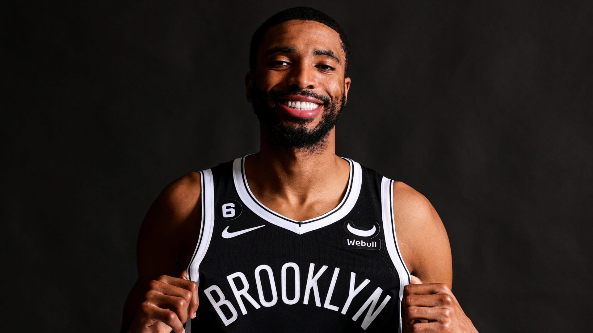 Latest Stats of Mikal Bridges: Get Info about His Position, Age, Height