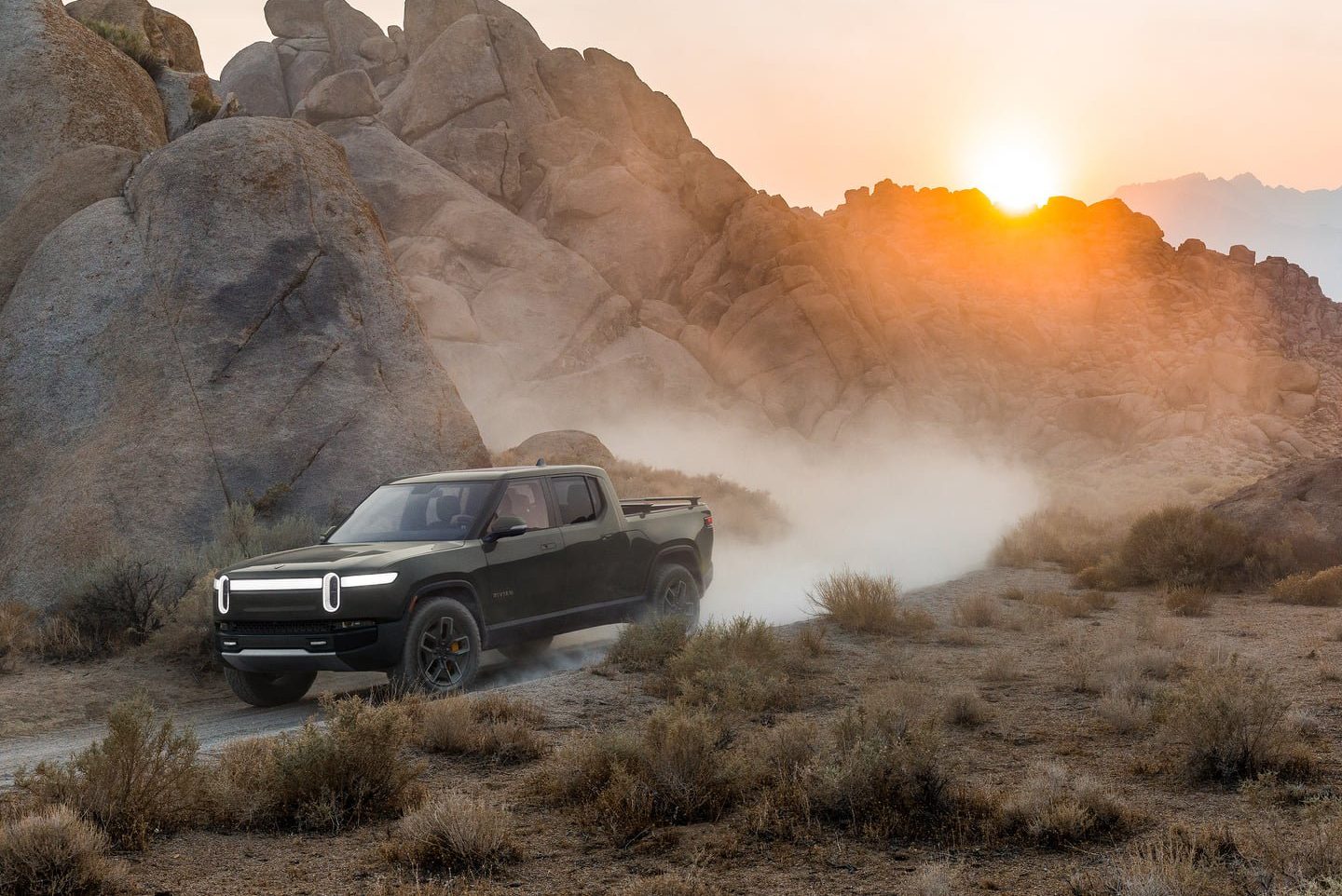 rivian r1t Rivian r1t pickup deliveries delayed to sept. 2021, r1s suv to follow